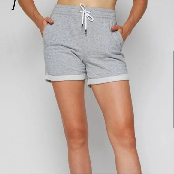 NWT Four 4 Laps Rush Short 5” Terry Fabric Athletic Fit Shorts Size M Grey - Picture 1 of 13